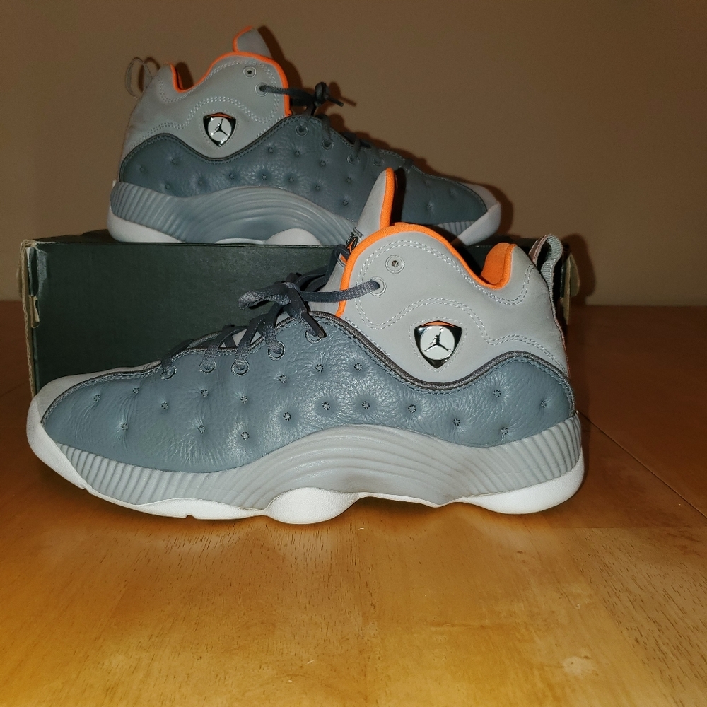 Nike Air Jordan Jumpman 2 Cool Grey total orange e